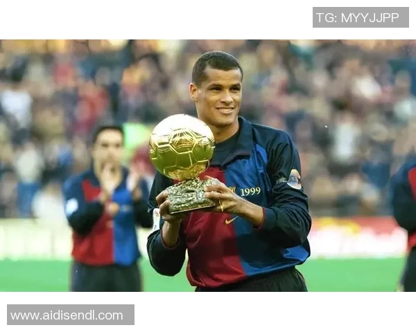 22号球星背后的传奇故事与荣耀时刻 足球场上的英雄崛起与挑战