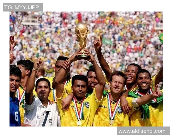 现今世界足球排名第一球星背后的传奇故事与成就解析