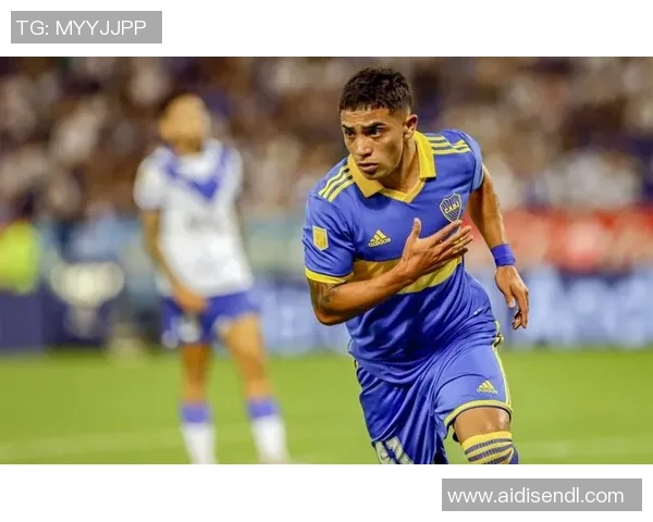 盘点当代足球球星独特技术风格与赛场闪光瞬间